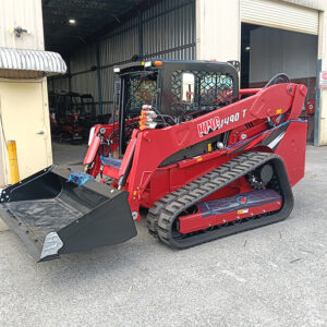 1490 T Tracked Loader