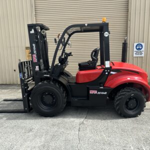 3.5 Ton Diesel 4WD Forklift Standard Package